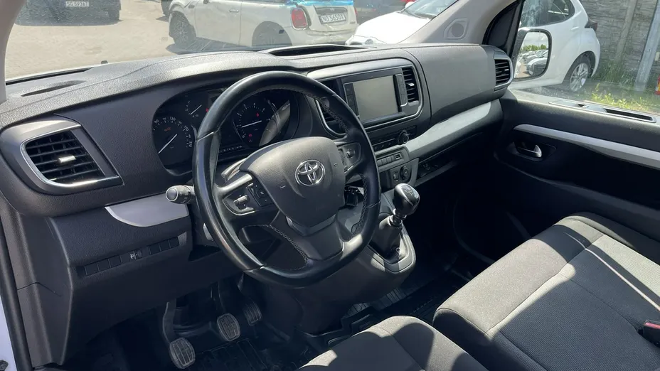 TOYOTA Proace Verso -