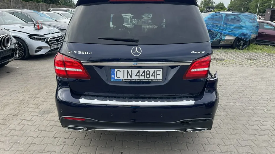 MERCEDES-BENZ GLS -