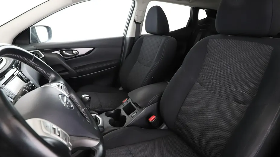 NISSAN Qashqai -