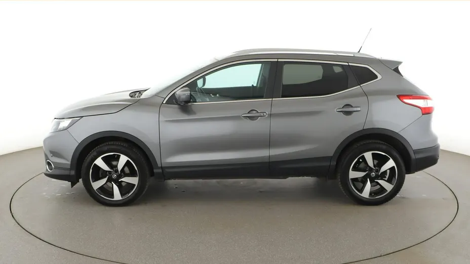 NISSAN Qashqai -