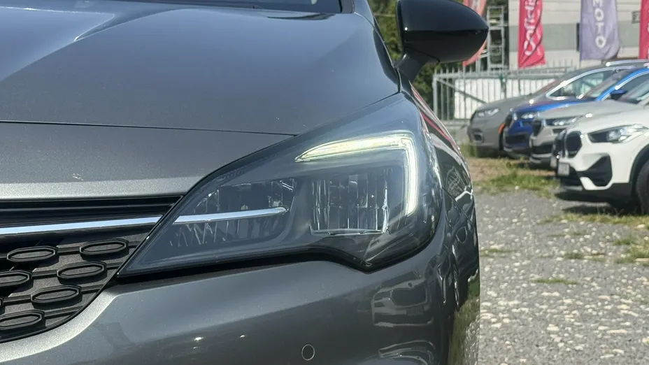 OPEL Astra -