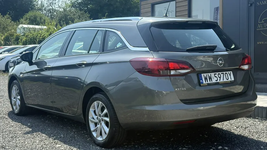 OPEL Astra -