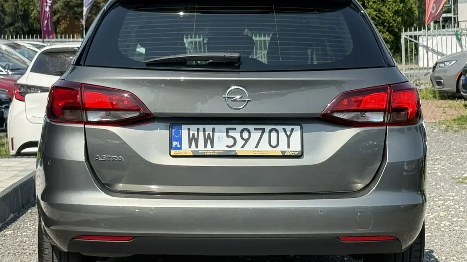 OPEL Astra -