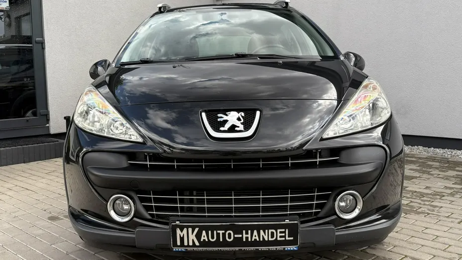 PEUGEOT 207 -