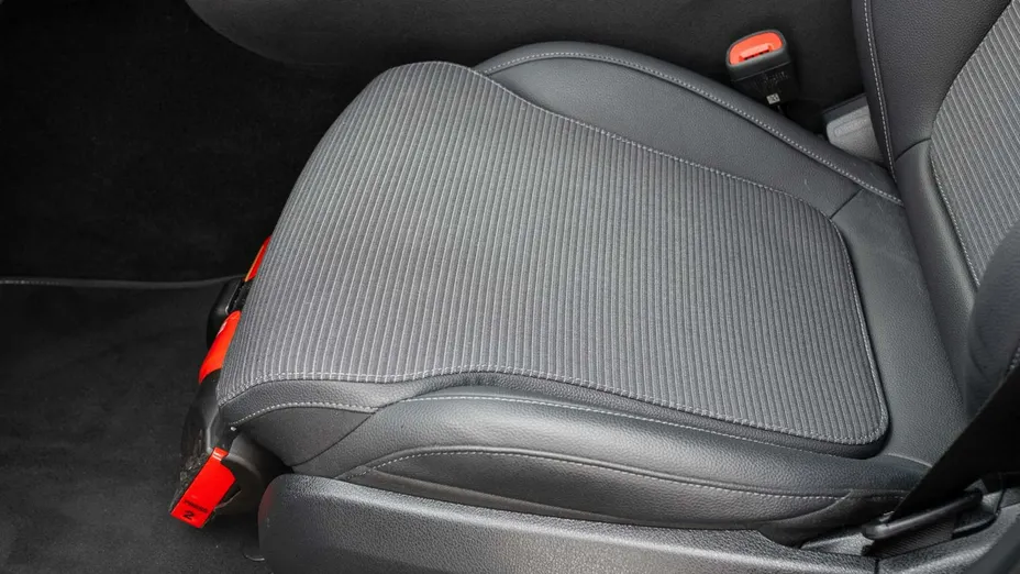 MERCEDES-BENZ C Klasa -