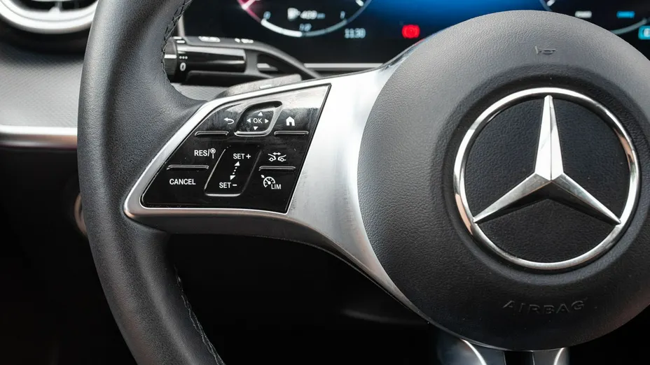 MERCEDES-BENZ C Klasa -