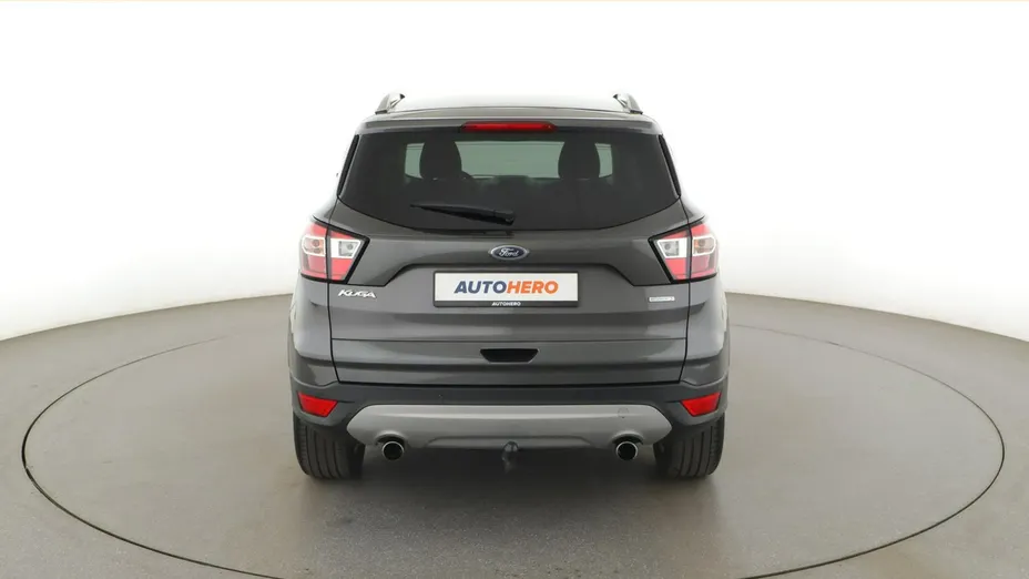 FORD Kuga -