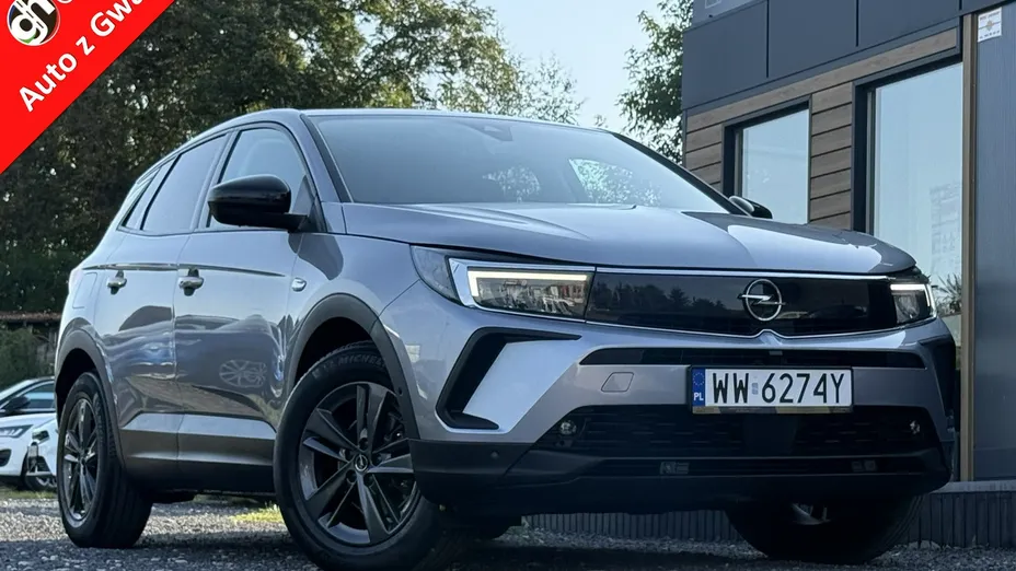 OPEL Grandland X -