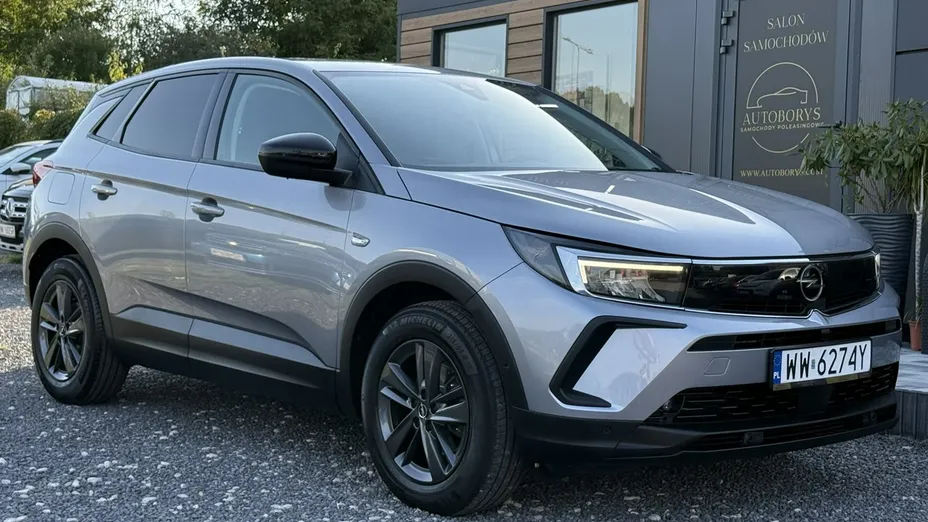OPEL Grandland X -