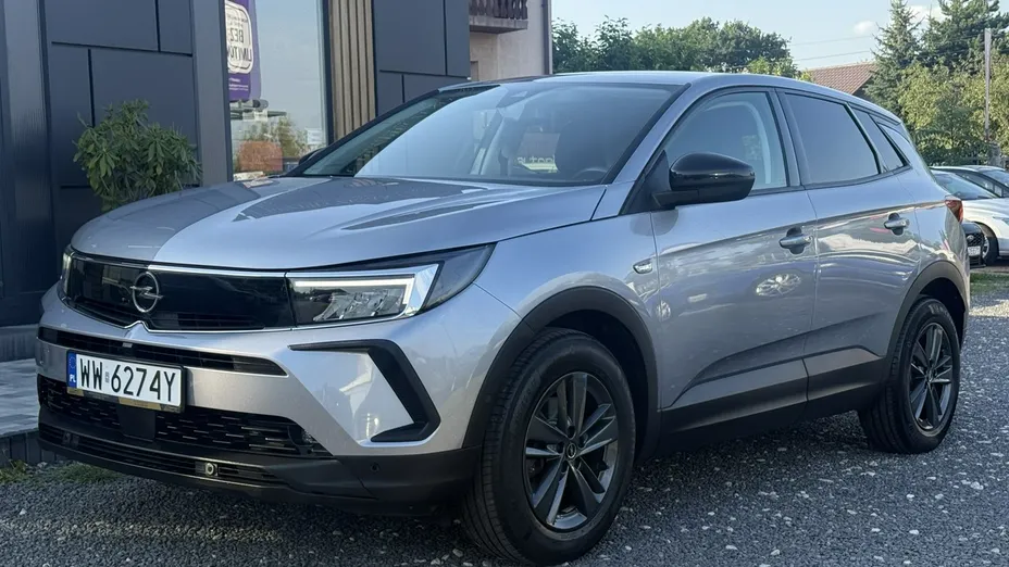 OPEL Grandland X -