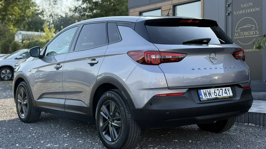 OPEL Grandland X -
