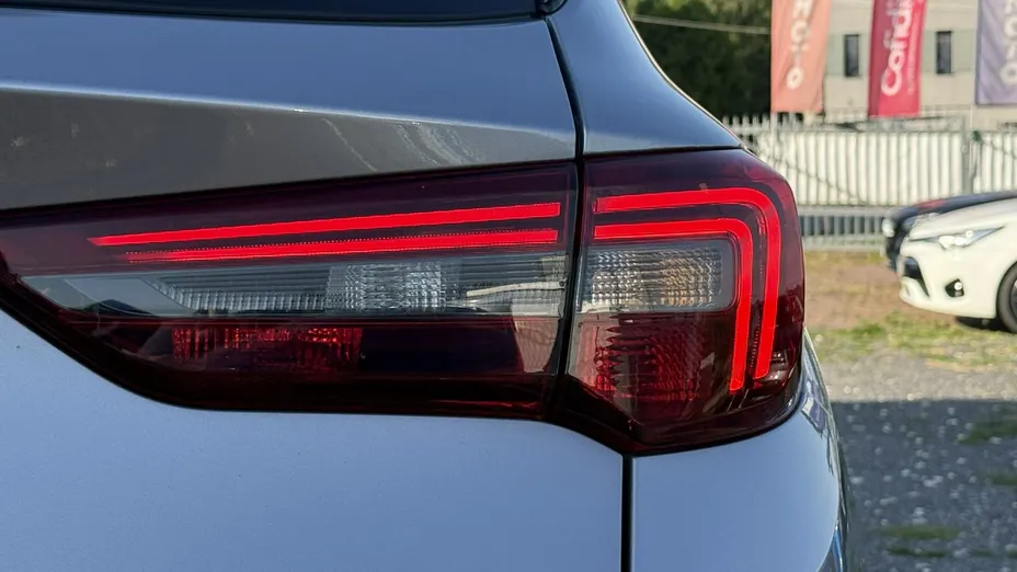 OPEL Grandland X -