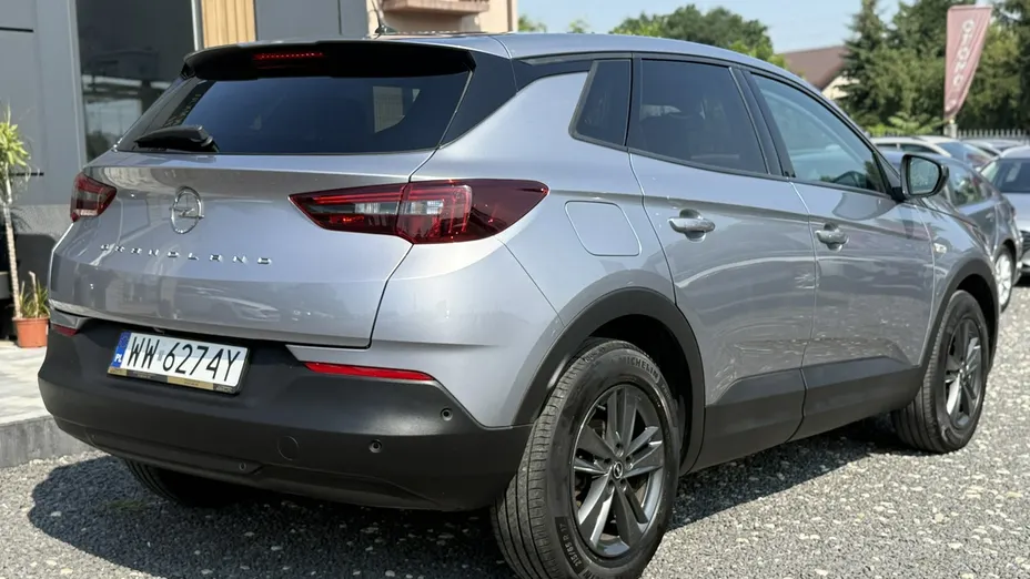 OPEL Grandland X -