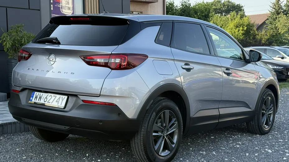 OPEL Grandland X -