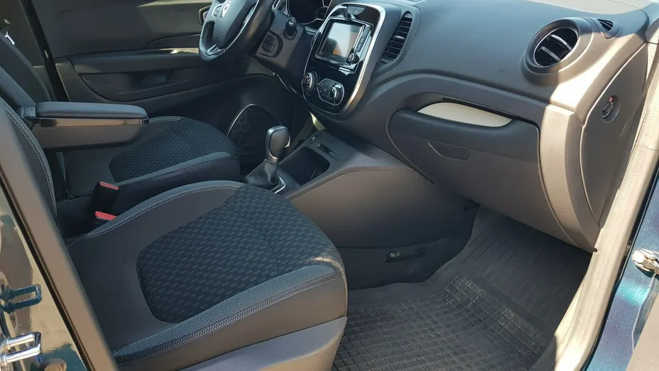 RENAULT Captur -