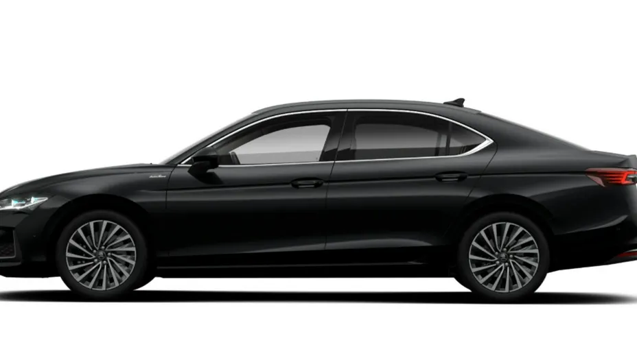 SKODA Superb -