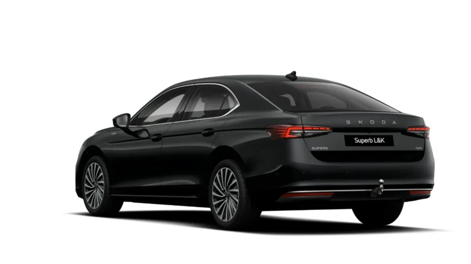 SKODA Superb -