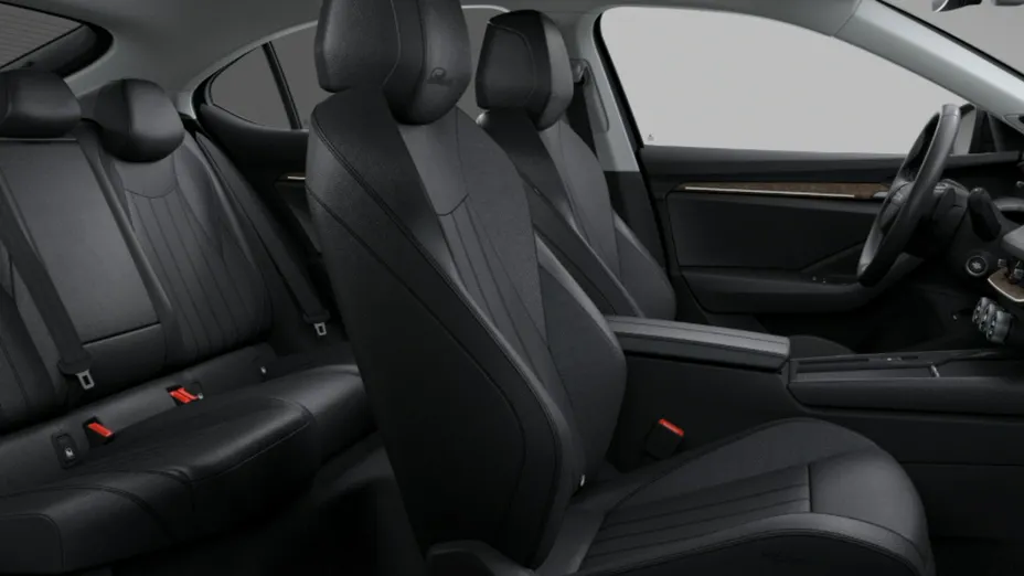 SKODA Superb -
