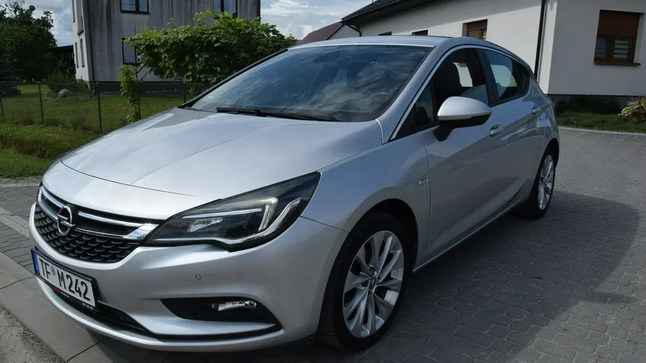 OPEL Astra -