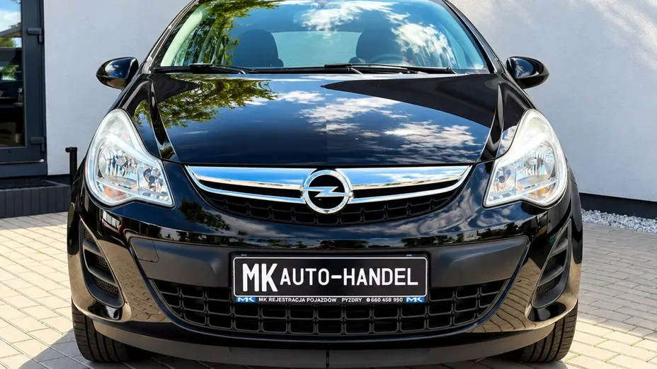 OPEL Corsa -