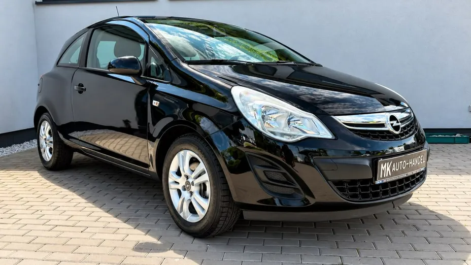 OPEL Corsa -
