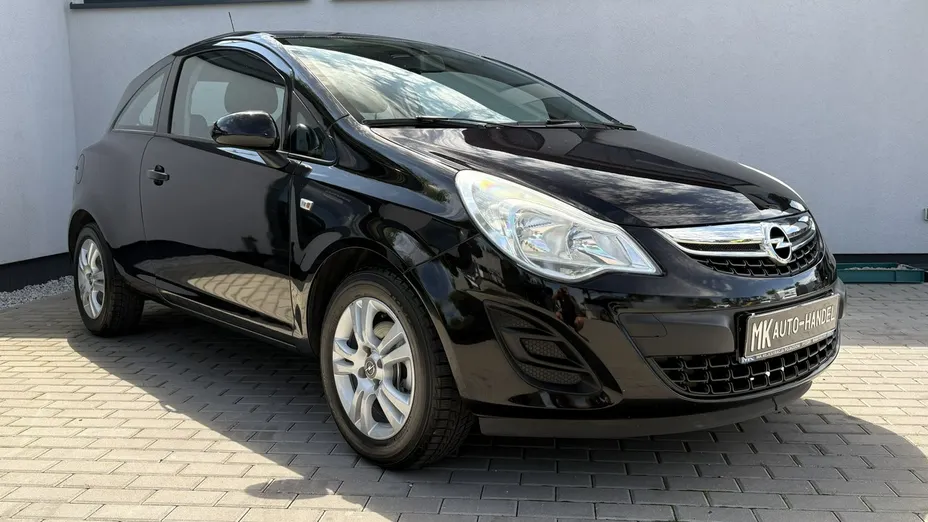 OPEL Corsa -