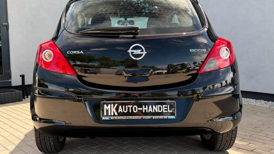 OPEL Corsa -