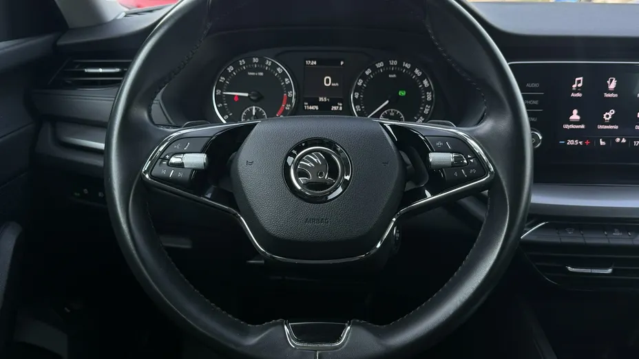 SKODA Octavia -