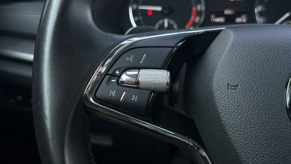 SKODA Octavia -