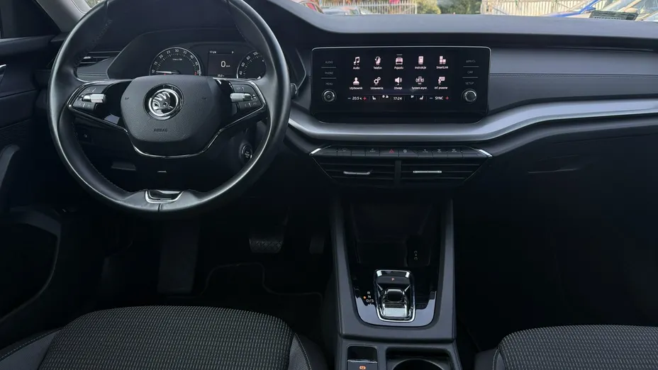 SKODA Octavia -
