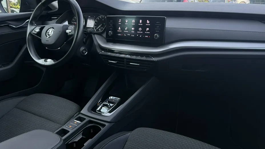 SKODA Octavia -