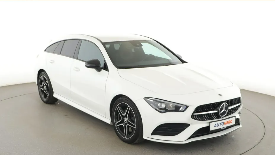 MERCEDES-BENZ CLA -
