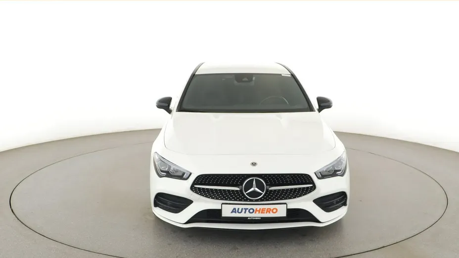 MERCEDES-BENZ CLA -