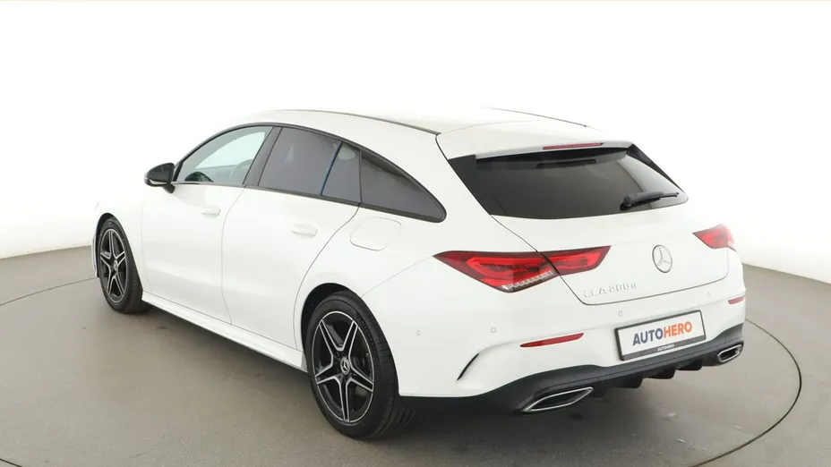 MERCEDES-BENZ CLA -