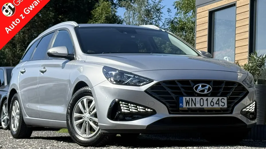 HYUNDAI i30 -