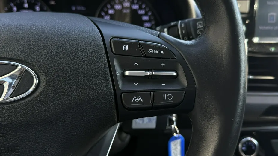 HYUNDAI i30 -