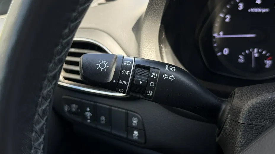 HYUNDAI i30 -