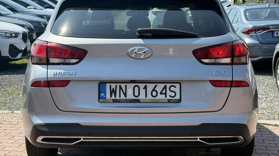 HYUNDAI i30 -