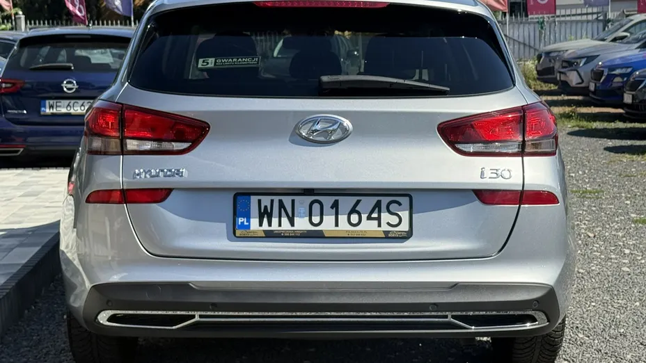 HYUNDAI i30 -