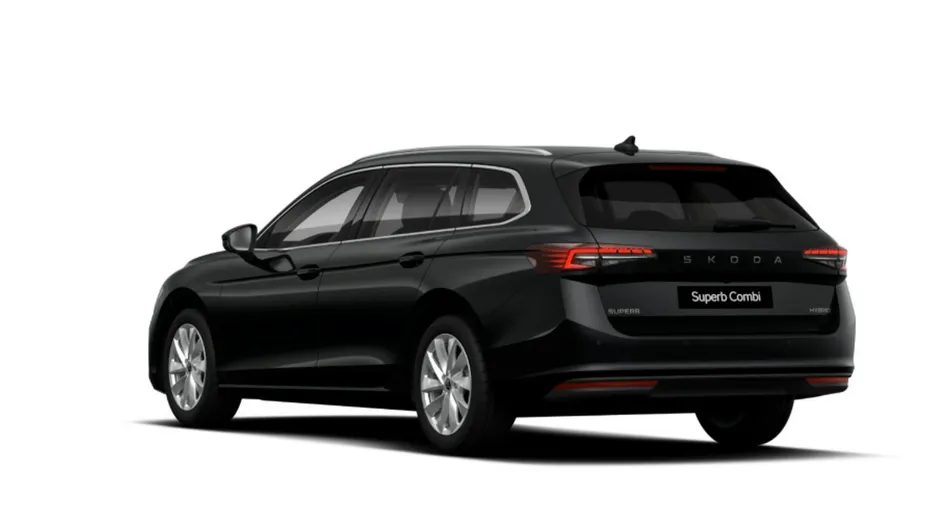 SKODA Superb -
