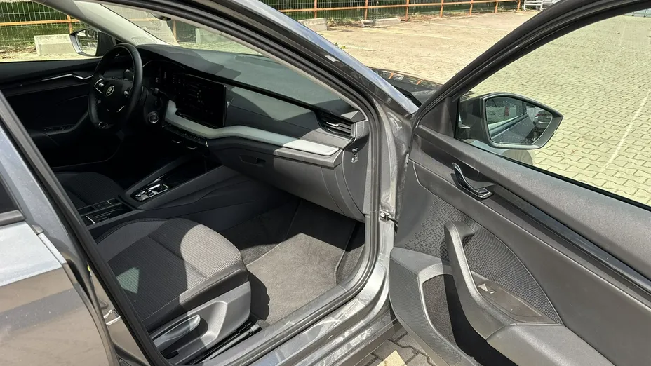 SKODA Octavia -