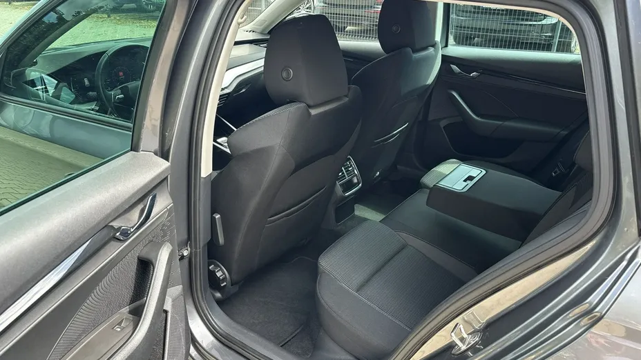 SKODA Octavia -