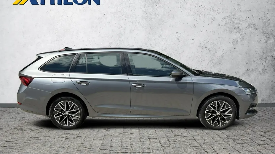SKODA Octavia -