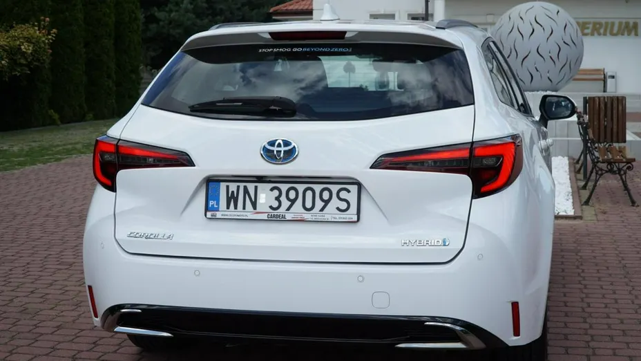 TOYOTA Corolla -
