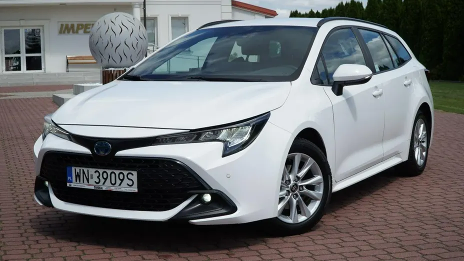 TOYOTA Corolla -