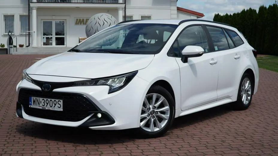 TOYOTA Corolla -