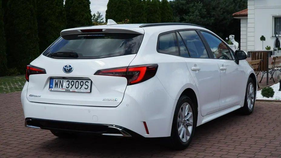 TOYOTA Corolla -