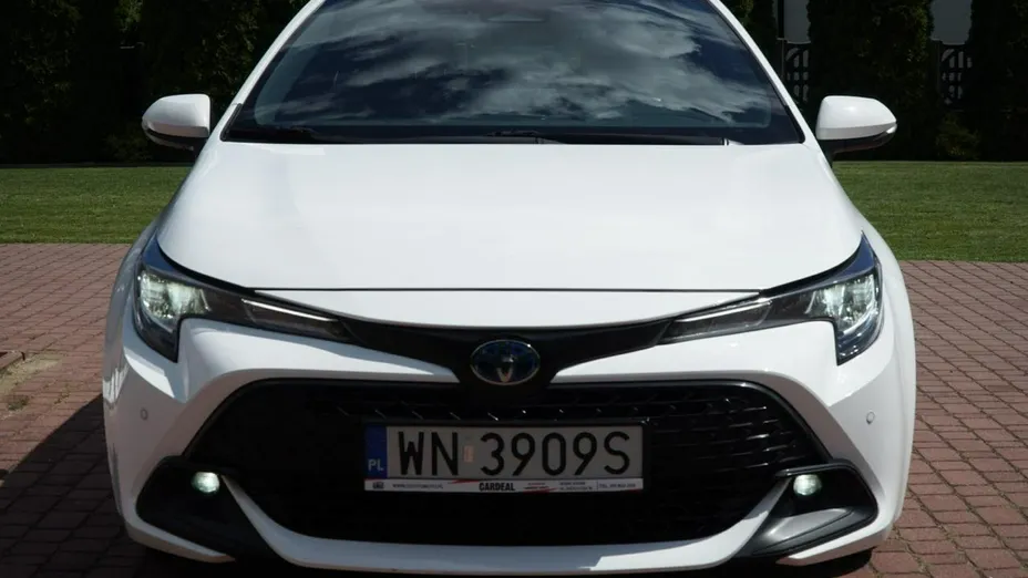TOYOTA Corolla -