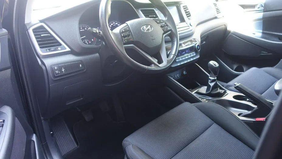 HYUNDAI Tucson -