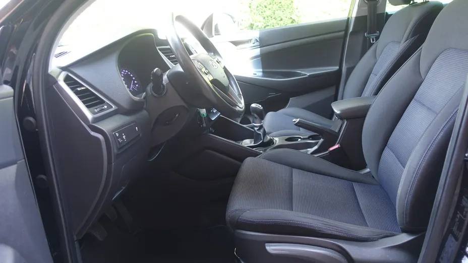 HYUNDAI Tucson -